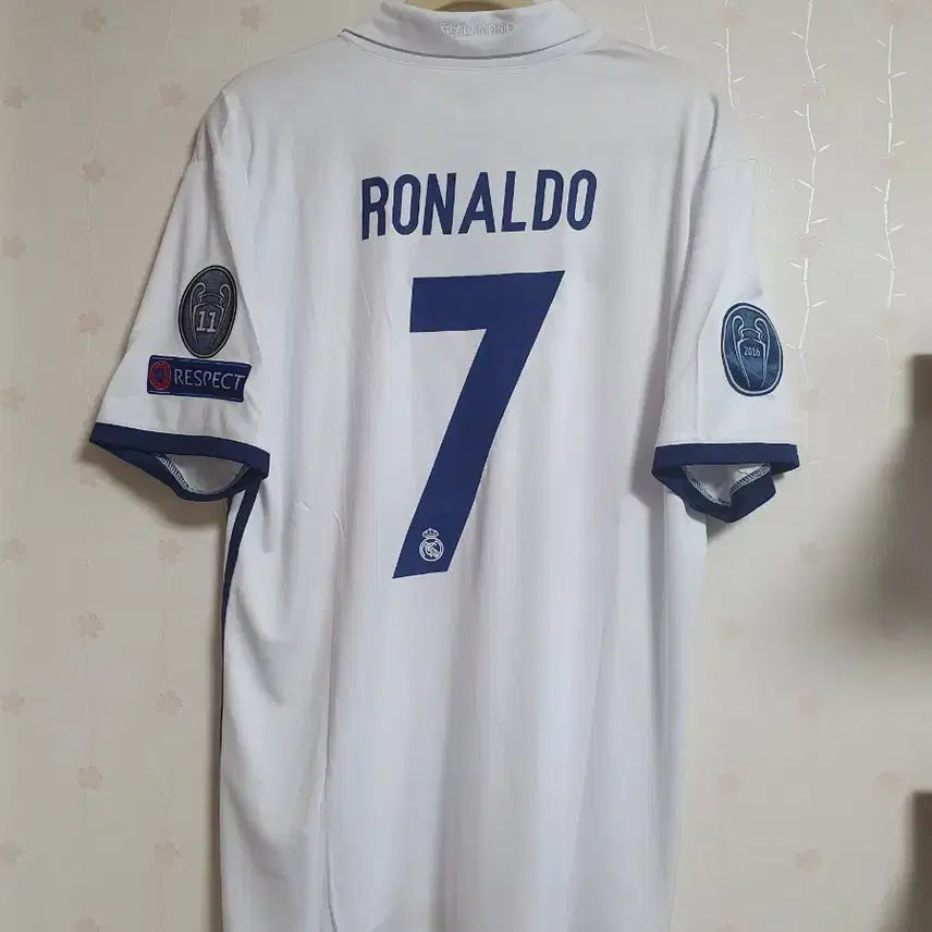 [BUNJANG] Real Madrid 16/17 Cristiano Ronaldo Champions League Jersey XL / 레알마드리드 16/17 호날두 챔피언스리그 유니폼