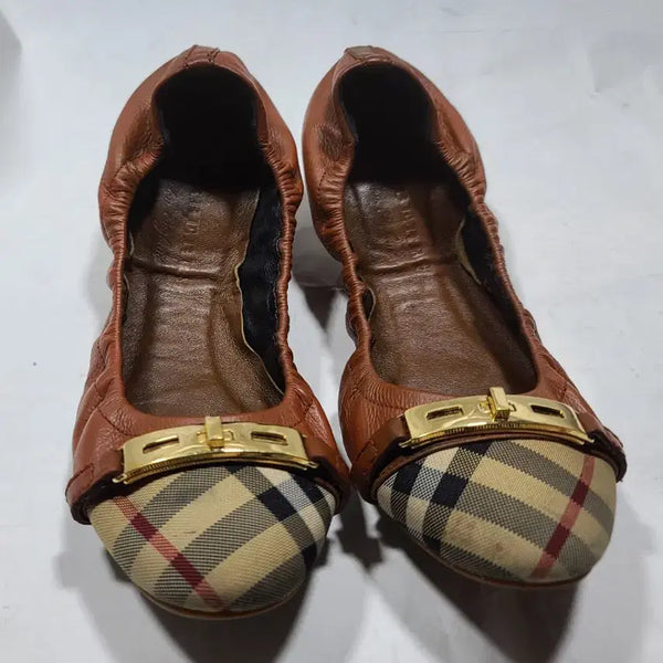 [BUNJANG] Burberry Women's Flats Size 38 1/2 (255) / 버버리 여성구두, 단화  38 1/2사이즈(255)