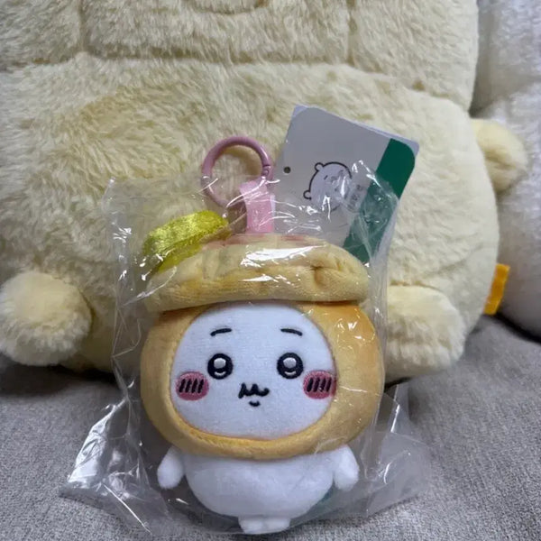 [BUNJANG] Chiikawa Hong Kong Limited Chachanteng Pineapple Bun Mascot (Sealed) / 미개봉)치이카와 홍콩 한정 차찬텡 파인애플번 마스코트 판매합니다!