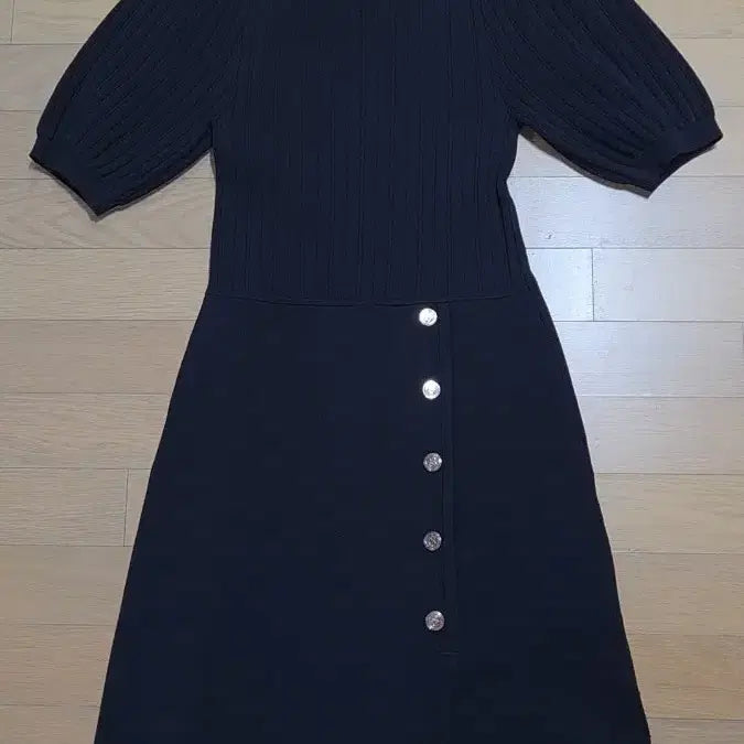 [BUNJANG] Sandro Black Button Detail Midi Dress / 산드로 원피스
