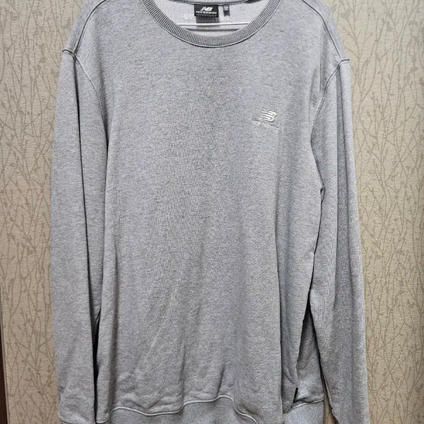 [BUNJANG] New Balance Uni Sweatshirt Size 105 / 뉴발란스 uni 맨투맨 105사이즈