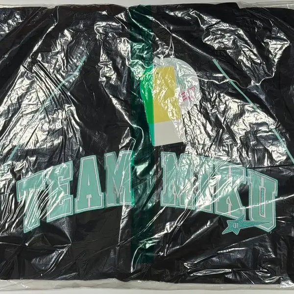 [BUNJANG] SPAO x Hatsune Miku Windbreaker Jacket (L) / 스파오 하츠네 미쿠 윈드브레이커 L