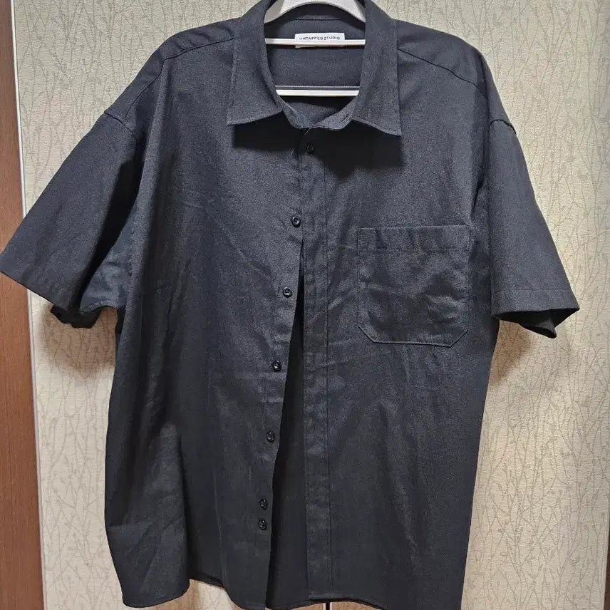 [BUNJANG] Untact Studio City Boy Oversized Short-Sleeve Shirt XL / 언탭트 스튜디오 시티보이 오버핏 반팔 셔츠 XL