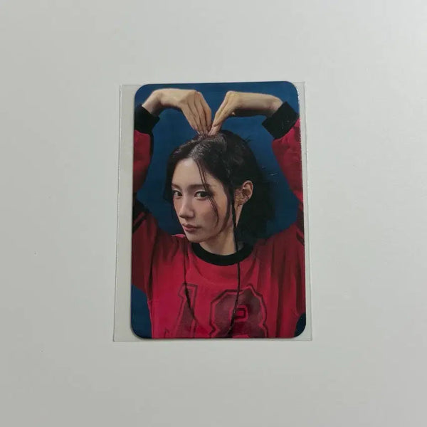 [BUNJANG] IOI Chaeyeon Aladdin POB Photocard / 아이오아이 정채연 알라딘 특전 포카