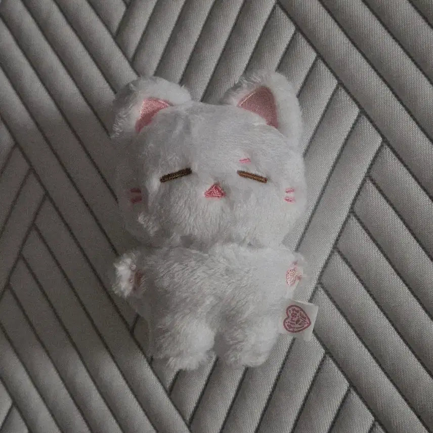 [BUNJANG] BTS Suga Yoongi Moongshu Doll / bts 슈가 윤기 인형 모옹슈