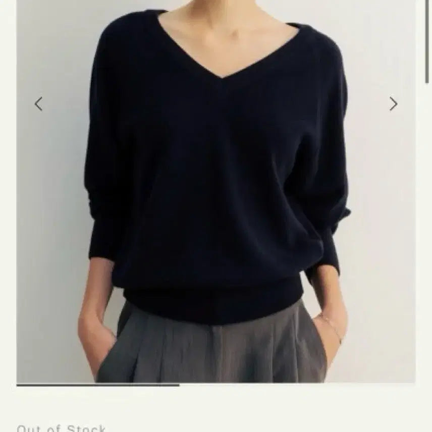 [BUNJANG] Sie Mare Rouge V-Neck Knit Deep Navy / (새상품) 시에 sie 마레 루즈 브이넥 니트 딥네이비