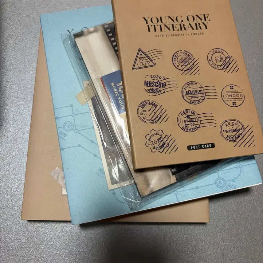 [BUNJANG] DAY6 Young K Essay Book YOUNG ONE ITINERARY Vol. 1 & 2 / 영케이 에세이 영원 1, 2