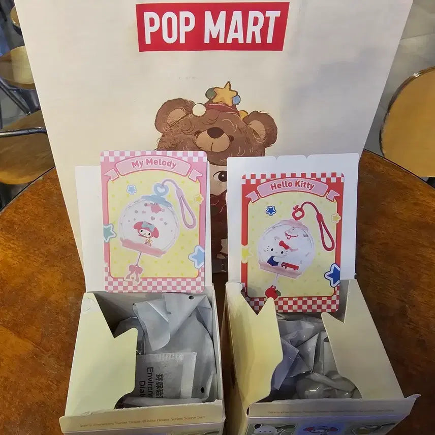 [BUNJANG] Pop Mart Sanrio Sweet Dream Bubble House My Melody & Hello Kitty Figures / 팝마트 정품 산리오 스위트 드림 버블 하우스 마멜 헬로키티