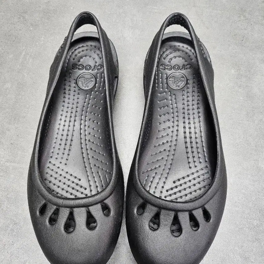 [BUNJANG] Crocs Flat Shoes Black W5 / 크록스 플랫 슈즈 블랙 w5