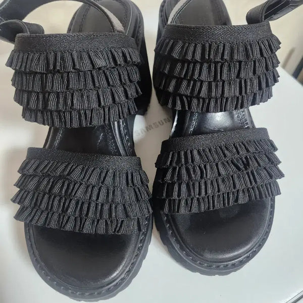[BUNJANG] SUECOMMA BONNIE Frill Detail Black Sandals / 슈콤마보니