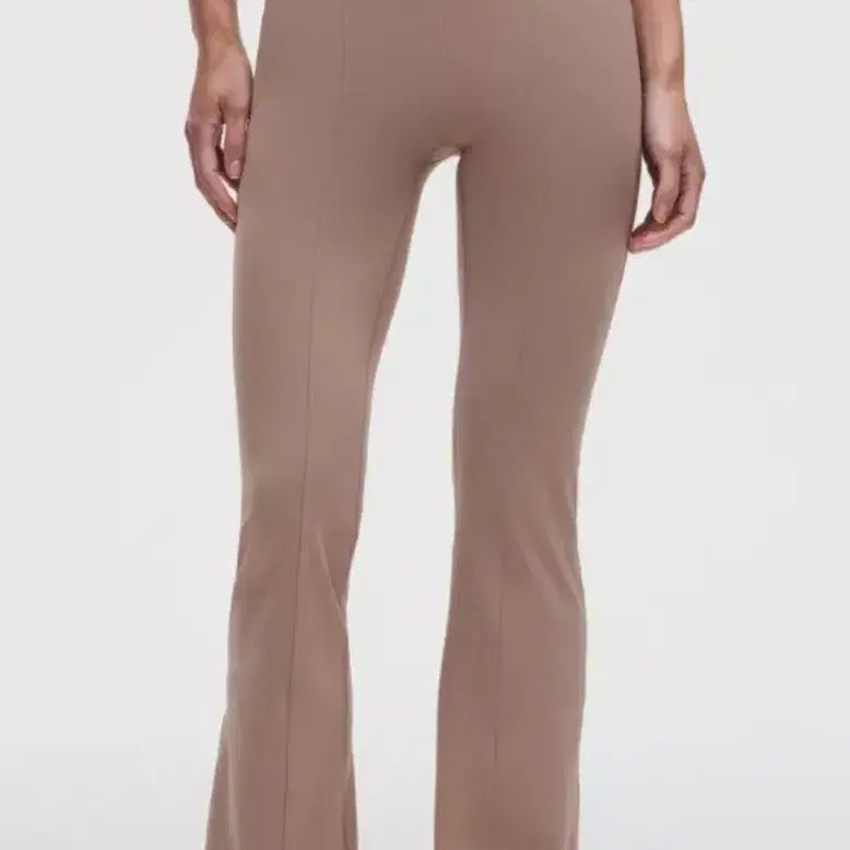 [BUNJANG] Lululemon Groove High-Rise Flare Pants with Pockets 30" Asia Fit S / [새상품] 룰루레몬 그루브 하이라이즈 플레어드 팬츠 위드 포켓 30" 아시아 핏 S사이즈
