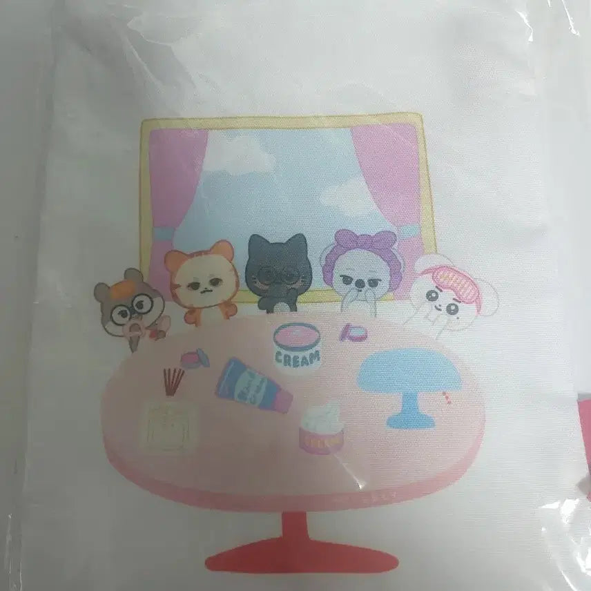 [BUNJANG] T1 x ABLYY Powder Room Ver. Pouch / T1 X 에이블리 파우더룸ver 파우치