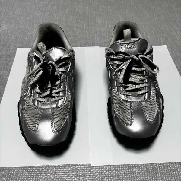 [BUNJANG] Fila Silver Moon Sneakers (245mm) / 휠라 운동화 실버문 245