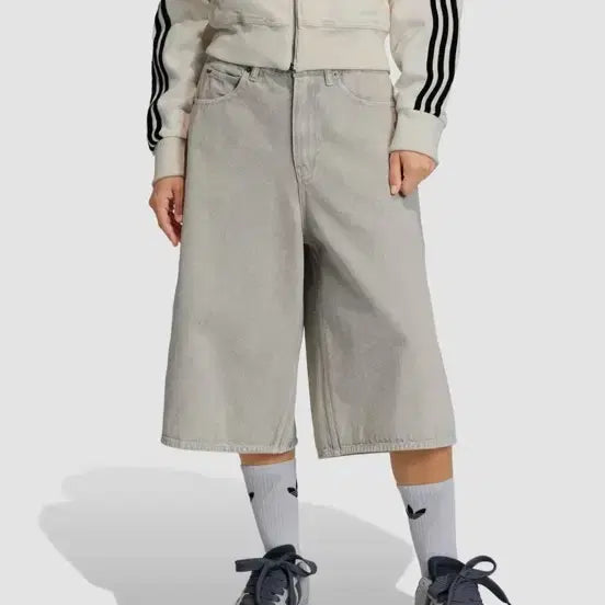 [BUNJANG] Adidas Firebird Bermuda Denim Grey Denim Track Pants / 아디다스 버뮤다 파이어버드 조트 데님 그레이데님 KD2927