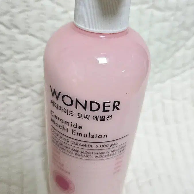 [BUNJANG] Tonymoly Wonder Ceramide Mochi Emulsion 300ml (Sealed) / [미개봉새상품] 토니모리 원더 세라마이드 모찌 에멀전 300ml