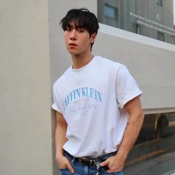 [BUNJANG] Calvin Klein New York Heritage Embroidered Logo Graphic T-Shirt XL / (사이즈표o, 품절) 캘빈클라인 뉴욕 반팔 xl