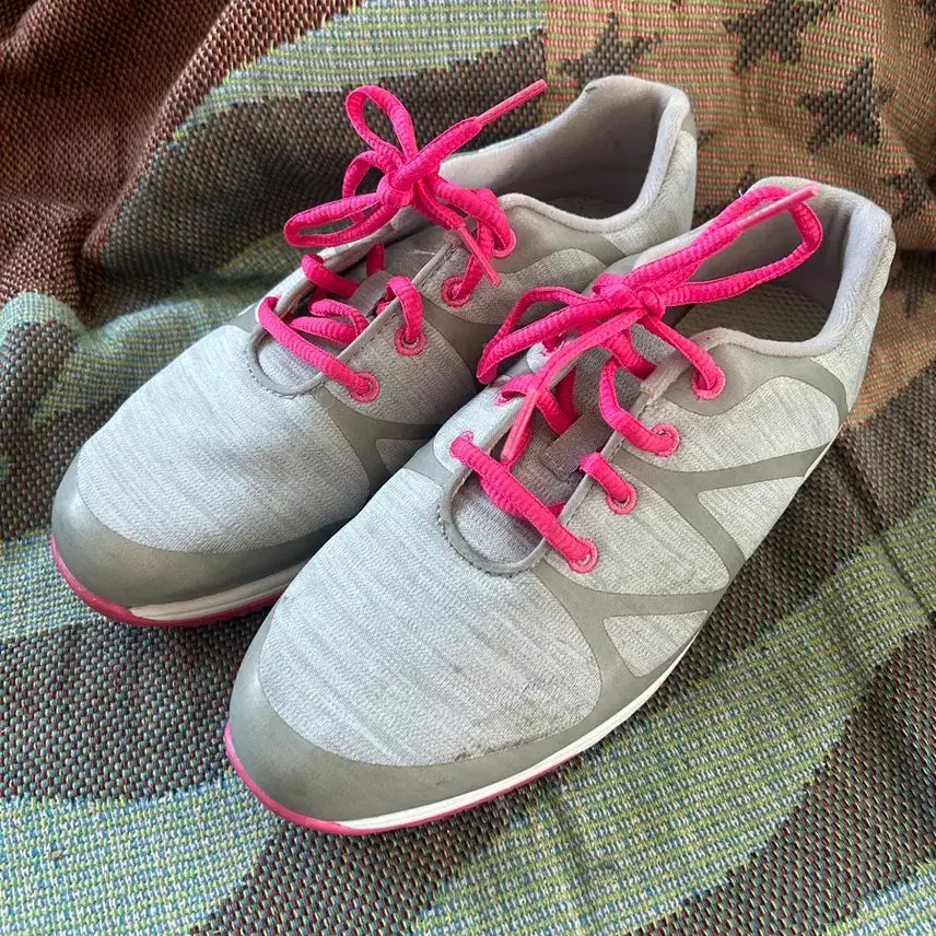 [BUNJANG] FootJoy Women's Golf Shoes Grey/Hot Pink / 풋조이 여성 골프화 235