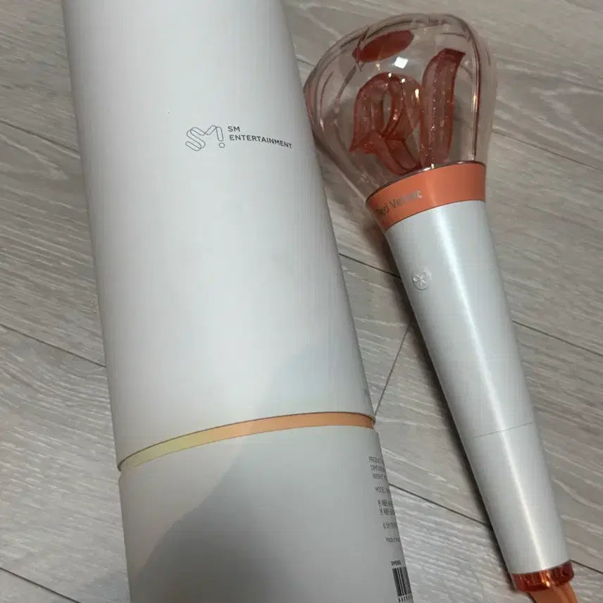 [BUNJANG] Red Velvet Lightstick with Case / 레드벨벳 응원봉 케이스포함