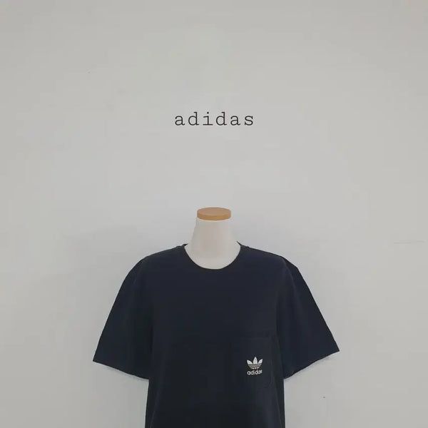 [BUNJANG] Adidas Black Pocket Logo T-Shirt / No.26072604 아디다스 반팔티 블랙 포켓 로고