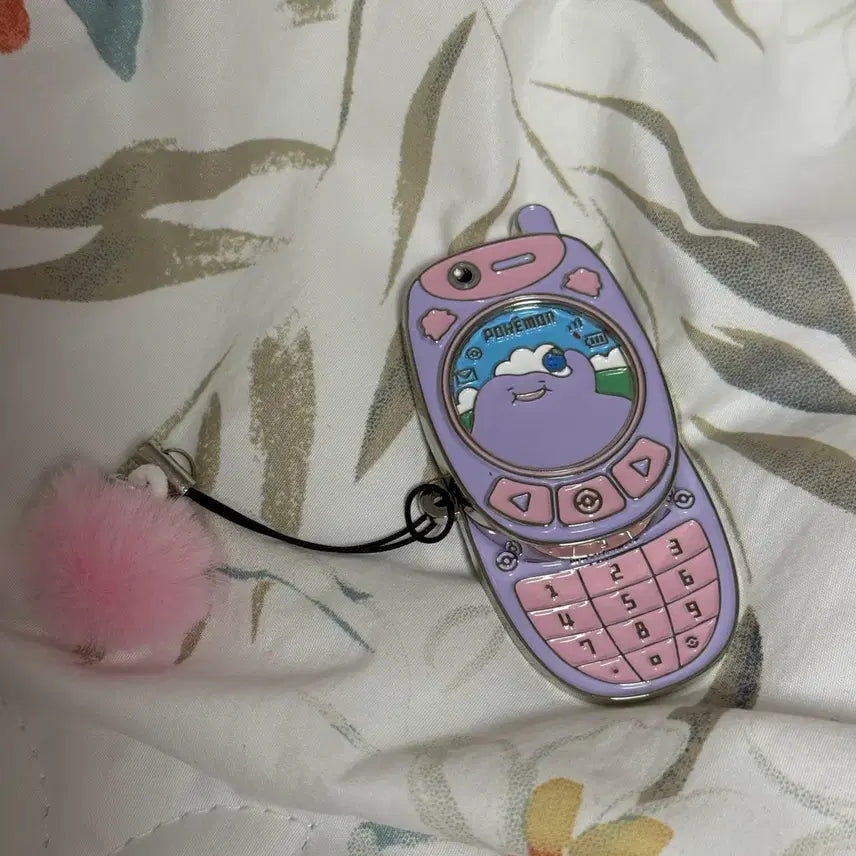 [BUNJANG] Pokemon Ditto Feature Phone Metal Keyring Badge / 포켓몬스터 포켓몬 팝업 메타몽 피쳐폰 메탈 키링 뱃지