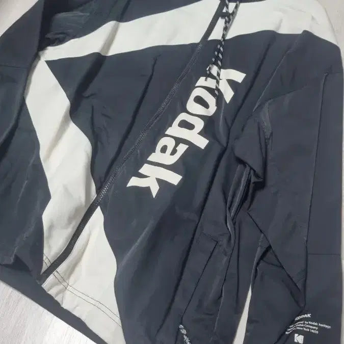 [BUNJANG] Kodak Windbreaker Jumper Navy White / 코닥 바람막이 점퍼 네이비 화이트