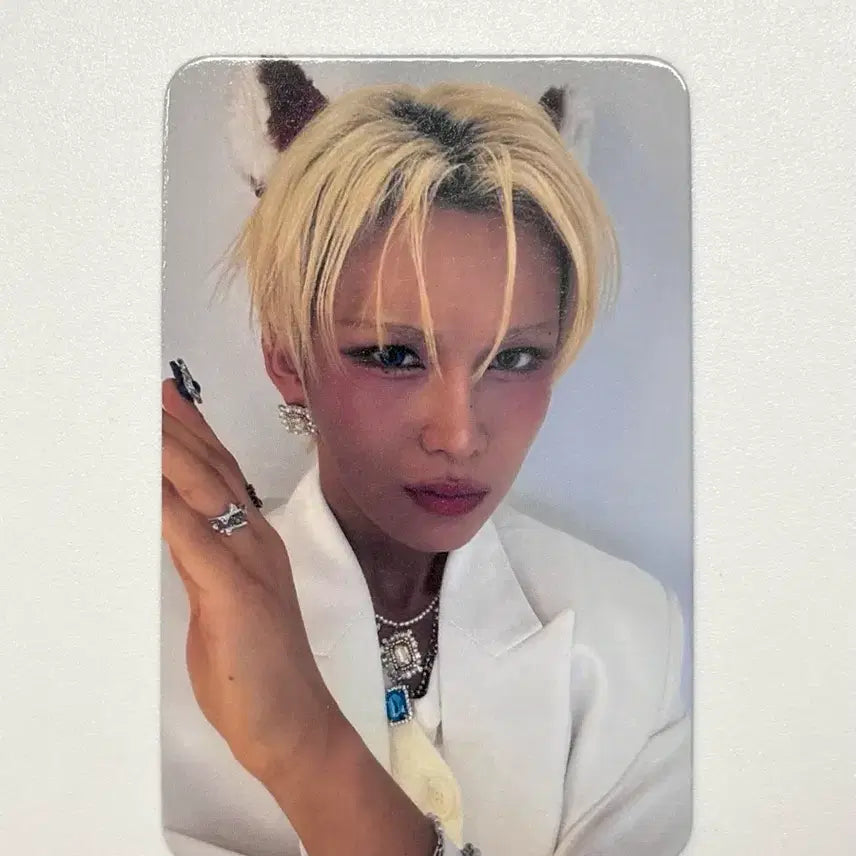 [BUNJANG] XLOV Hyun Photocard POB / XLOV 엑스러브 HYUN 현  미공포 포토카드 포카 pobs