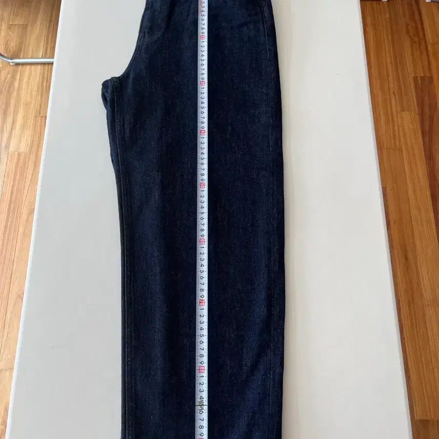 [BUNJANG] Uniqlo Wide Straight Jeans (Set of 2) / 유니클로 와이드스트레이트진 30 2벌