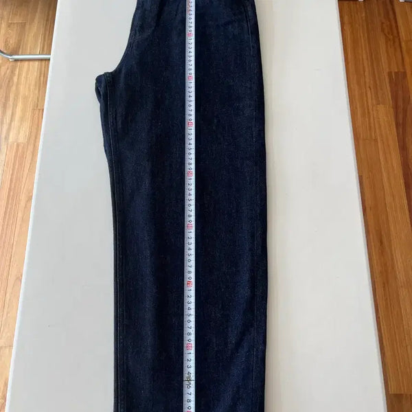 [BUNJANG] Uniqlo Wide Straight Jeans (Set of 2) / 유니클로 와이드스트레이트진 30 2벌