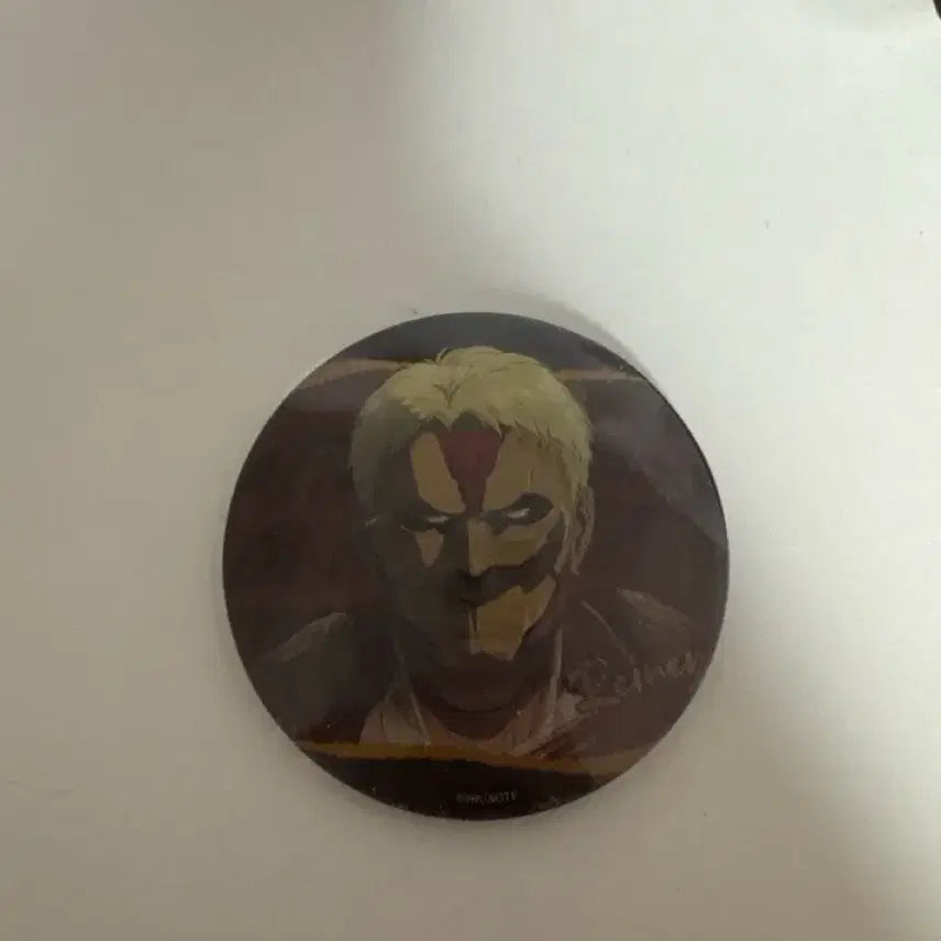 [BUNJANG] Attack on Titan Reiner Lenticular Can Badge / 진격의 거인 라이너 켄티큘러 캔배지