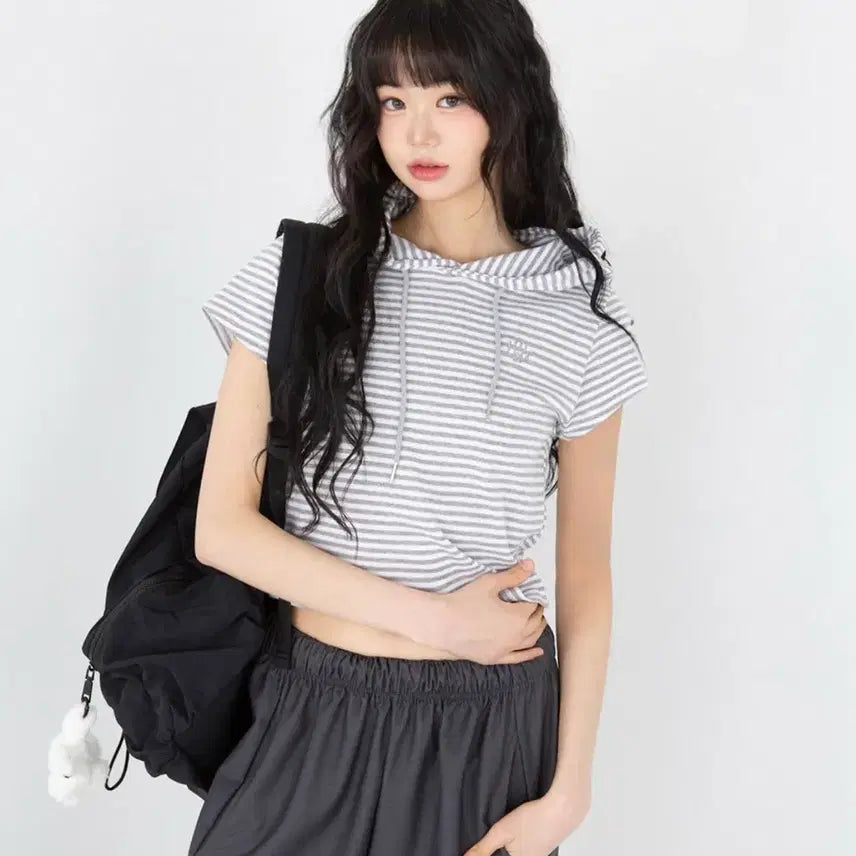 [BUNJANG] MuaMua Striped Short-Sleeve Hoodie T-Shirt / [무아무아] 스트라이프 반팔 후드티