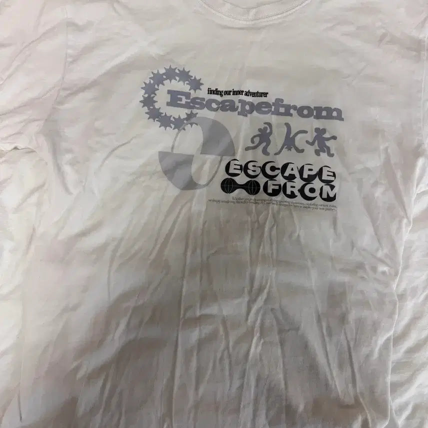 [BUNJANG] Escape From Paris T-Shirt / 이스케이프프롬 티셔츠 팔아용