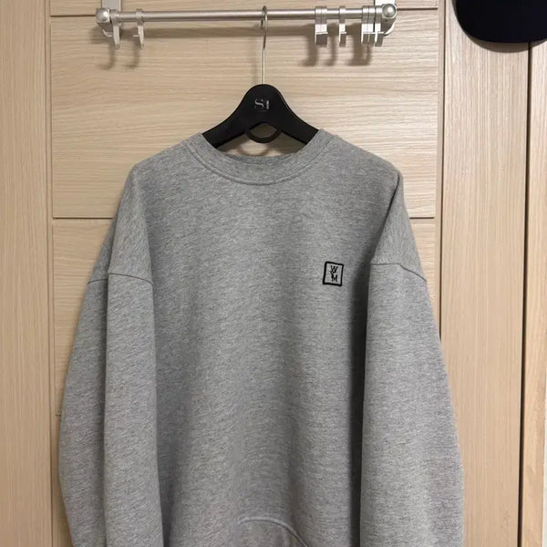 [BUNJANG] Wooyoungmi Back Logo Sweatshirt / 우영미 백로고 맨투맨