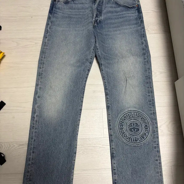 [BUNJANG] Stussy x Levi's Embossed 501 Jeans Indigo 34 / 스투시 리바이스 엠보스드 501 진 인디고 34