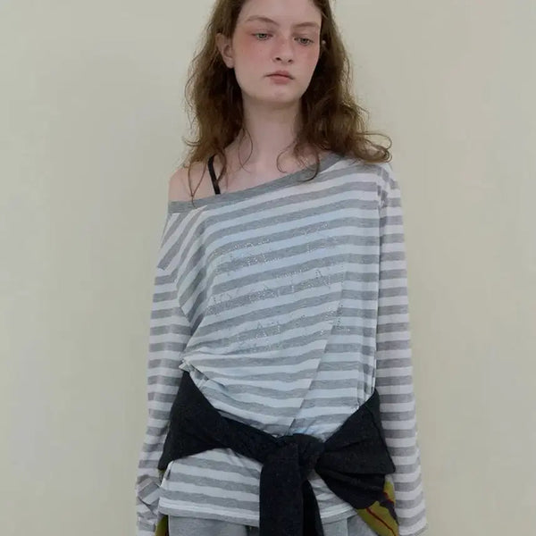 [BUNJANG] No Contents Off-Shoulder Stripe T-Shirt / 노컨텐츠 오프숄더 스트라이프 티 ( 택 O )