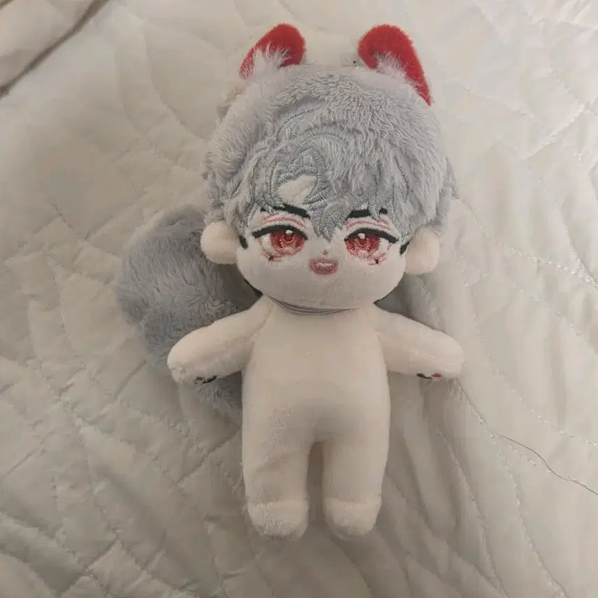 [BUNJANG] PLAVE Eunho Plush Doll / 플레이브 빵끗 은호 인형
