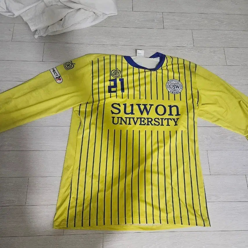 [BUNJANG] Suwon University Football Club Jersey #21 / 수원대 축구부 유니폼 105