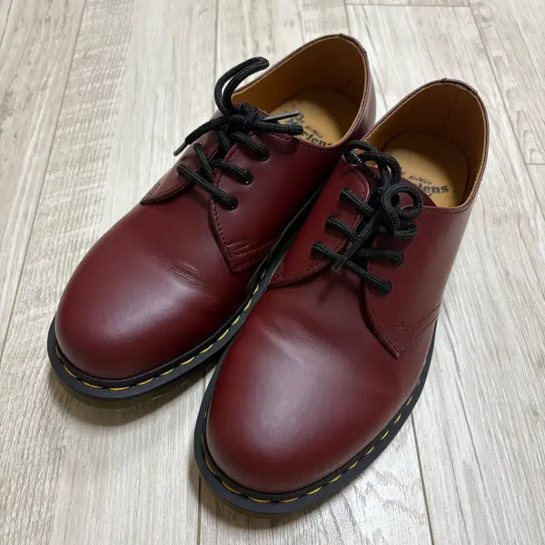 [BUNJANG] Dr. Martens 1461 3-Eye Cherry Red Shoes (UK 7 / US 8 / 260mm) / 닥터마틴 1461 3홀 체리레드 260