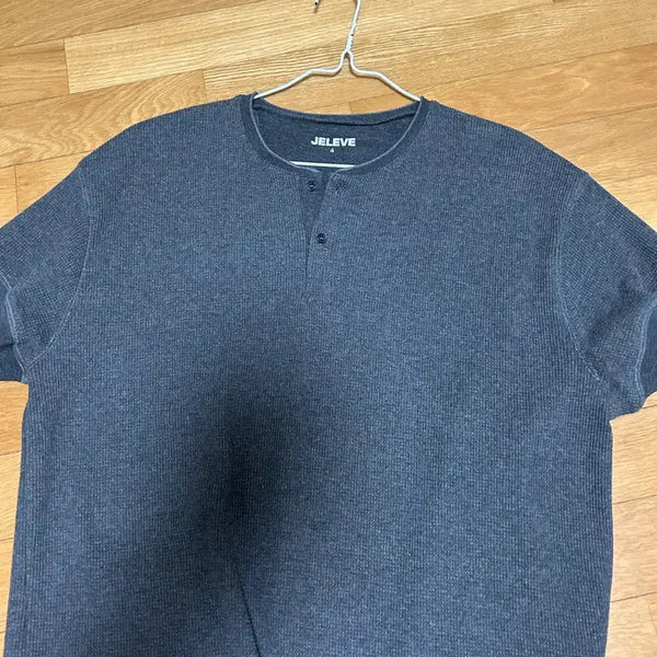 [BUNJANG] Jeleve Henry Neck Muscle Fit Short Sleeve T-Shirt Size 4 / JELEVE 헨리넥 머슬핏 반팔 4사이즈