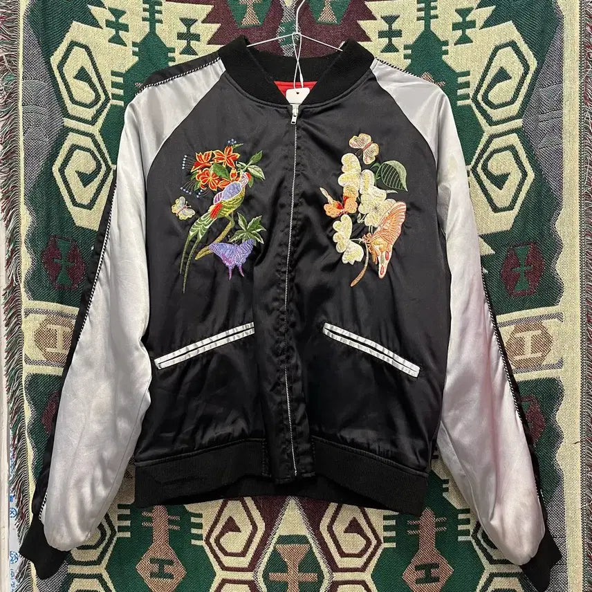 [BUNJANG] Vintage Japanese Flower Embroidered Sukajan Jacket / 일본 빈티지 플라워 자수 스카잔 FREE