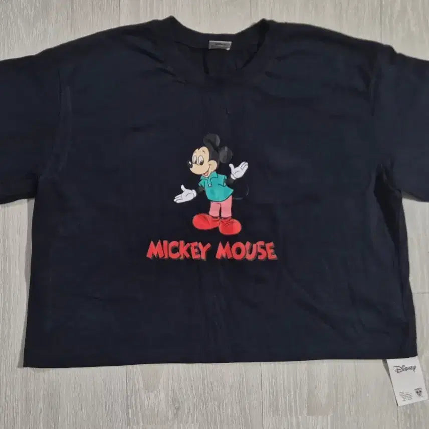 [BUNJANG] Disney Mickey Mouse Semi-Crop T-Shirt / 디즈니 정품 미키마우스 세미크롭티