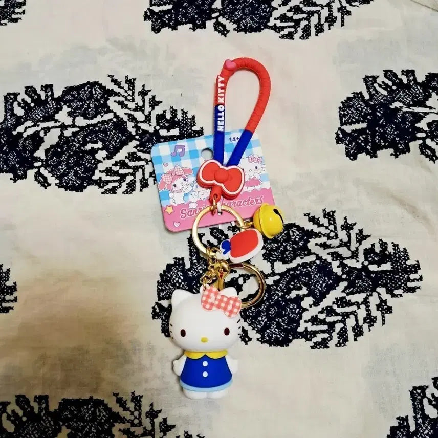 [BUNJANG] Sanrio Hello Kitty Keychain Figure Doll / 산리오 헬로키티 키링 열쇠고리 피규어 인형 키티
