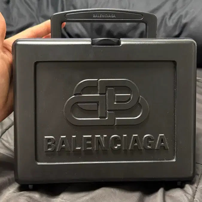 [BUNJANG] Balenciaga Black Lunchbox Bag / 발렌시아가 런치박스 블랙