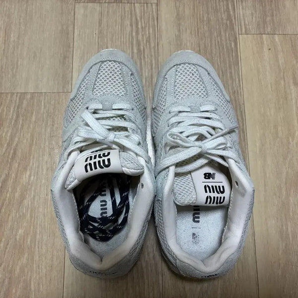 [BUNJANG] Miu Miu x New Balance Collaboration Sneakers / 미우미우x뉴발란스 콜라보 스니커즈