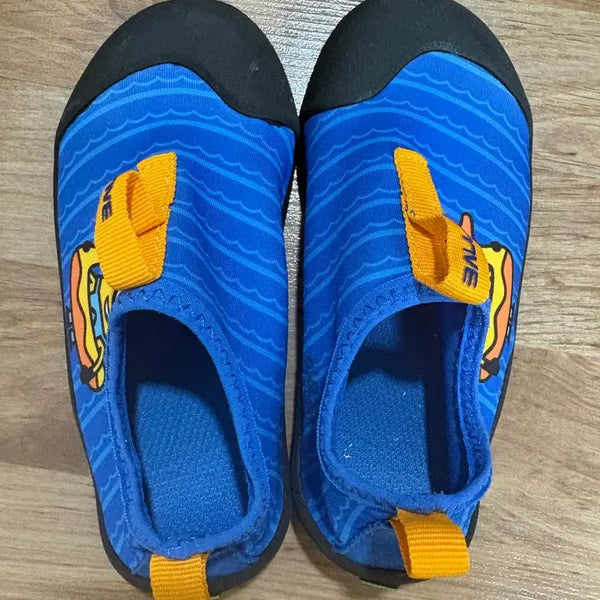 [BUNJANG] Minions Blue Aqua Shoes - 180mm / 아쿠아슈즈 파란색 - 180mm