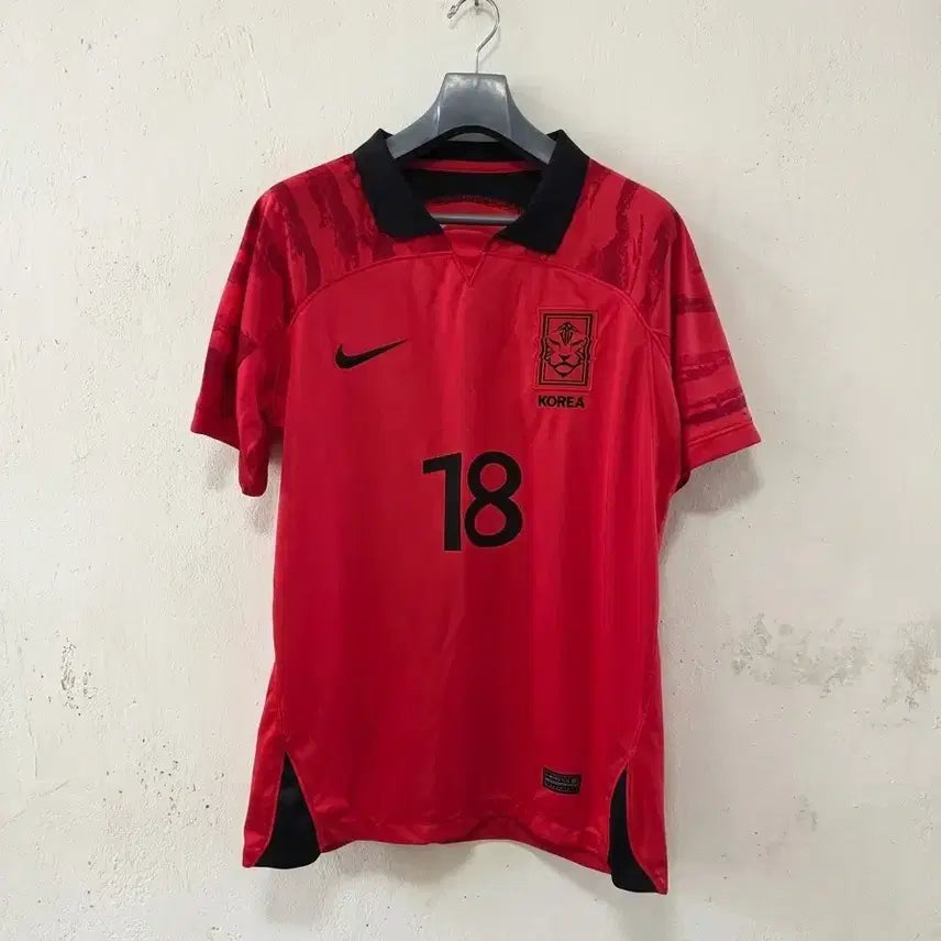 [BUNJANG] Nike 2022 South Korea National Team Home Replica Jersey Lee Kang-in #18 / 나이키 2022 대한민국 국대 홈 유니폼 이강인 18번 레플리카 M
