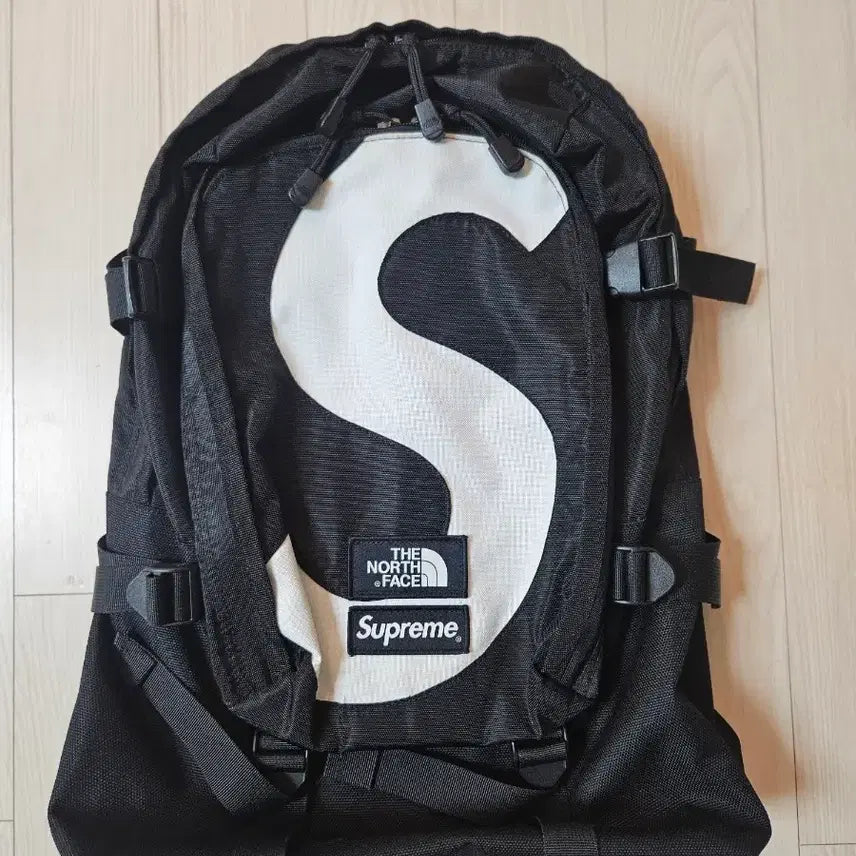 [BUNJANG] Supreme x The North Face S Logo Backpack / 슈프림 x 노스페이스 S로고 백팩