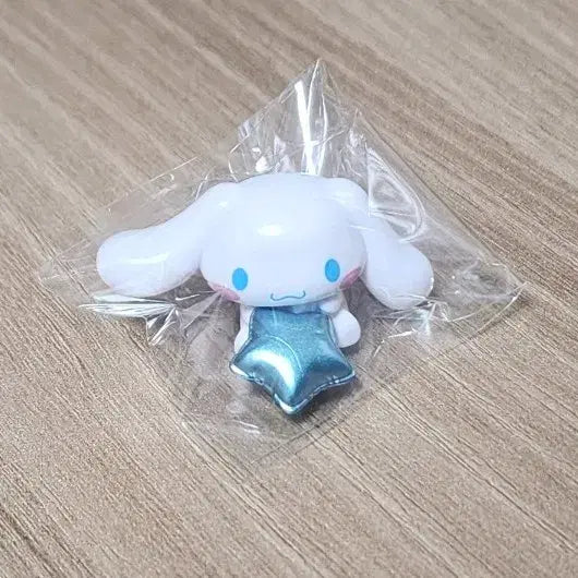 [BUNJANG] Cinnamoroll Star Cushion Balloon Figure / 시나모롤 별쿠션 풍선 피규어