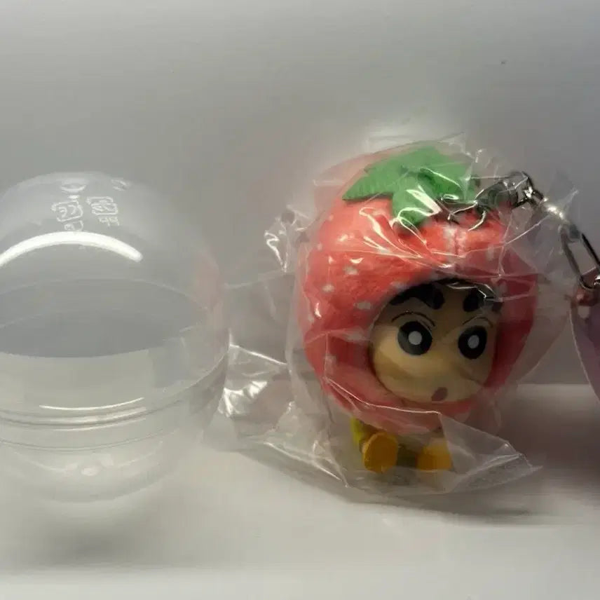 [BUNJANG] Crayon Shin-chan Fruit Keychain / 짱구 과일 키링
