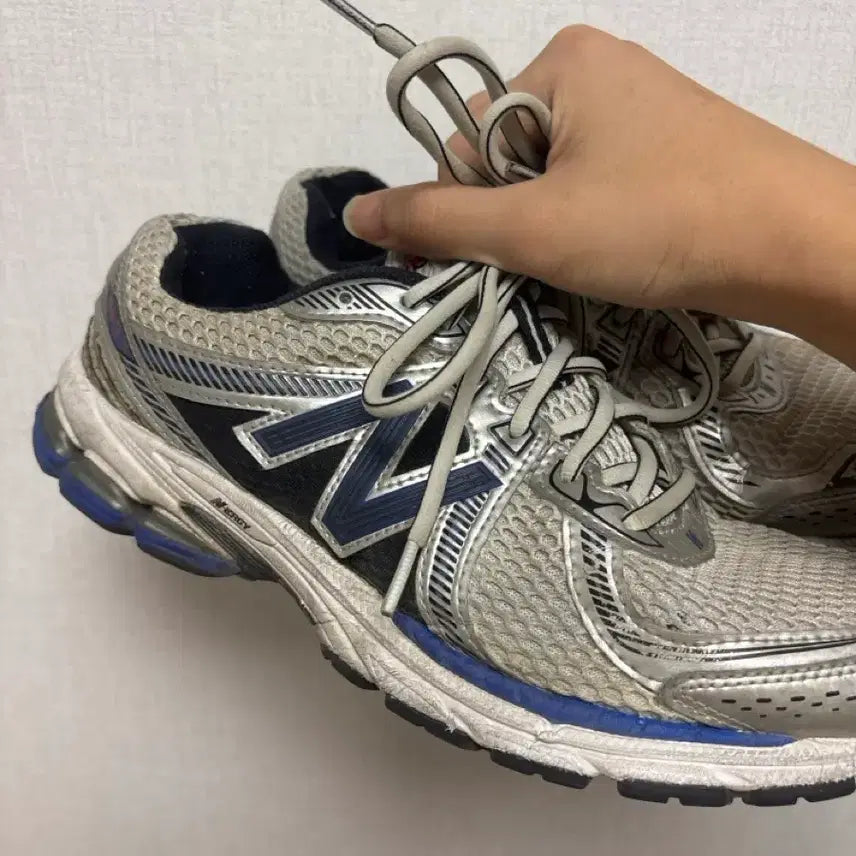 [BUNJANG] New Balance 860v2 Sneakers (265) / 뉴발란스 운동화 860v2 265 판매합니다