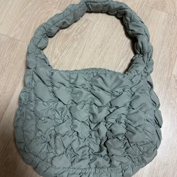[BUNJANG] COS Quilted Mini Bag Dust Green / 코스 퀼티드 미니백 더스트그린/민트
